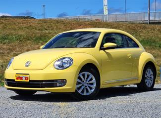 2014 Volkswagen Beetle - Thumbnail