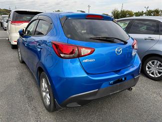 2015 Mazda Demio - Thumbnail