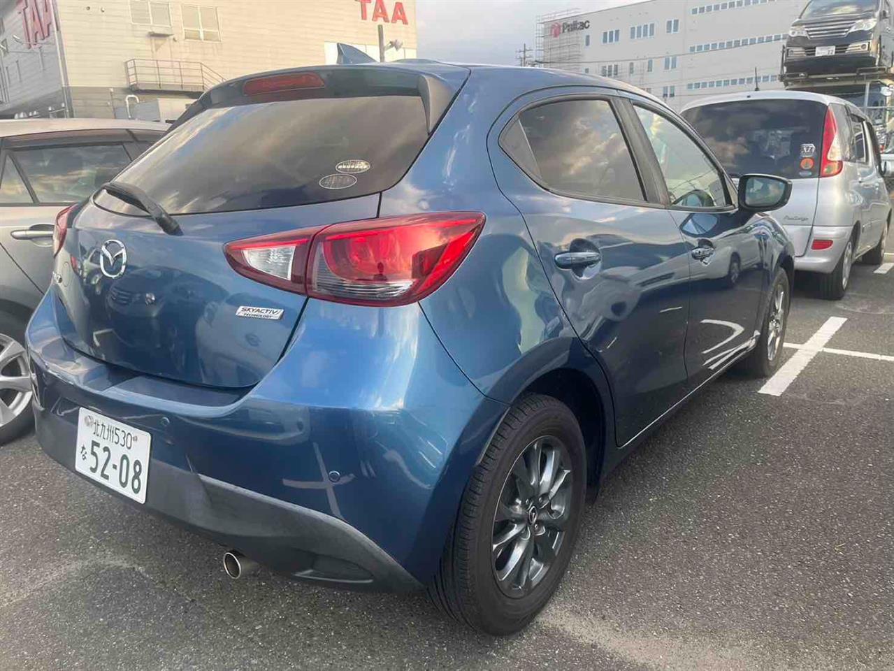 2016 Mazda Demio