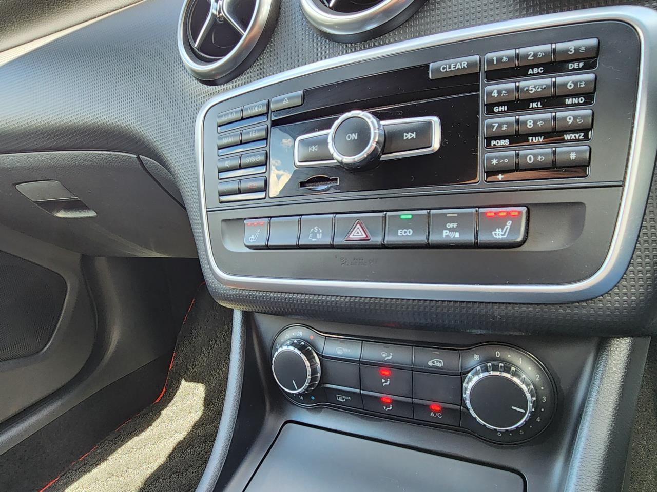 2014 Mercedes-Benz A180