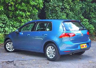 2014 Volkswagen Golf - Thumbnail