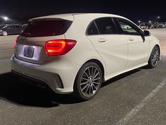 2015 Mercedes-Benz A180 - Thumbnail